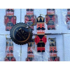 fao schwarz Set Of 10 soldier hanging ornament